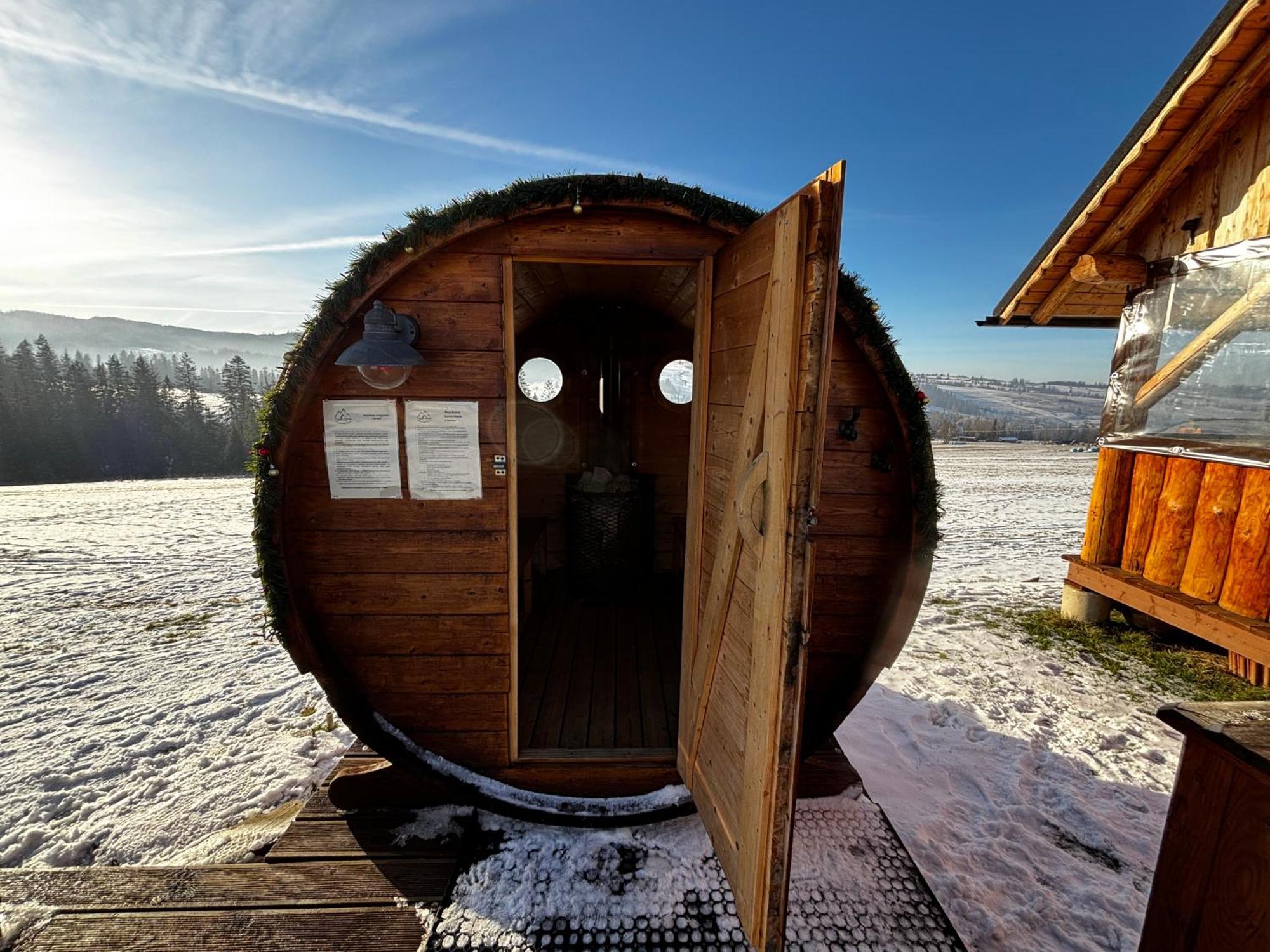 Witowianskie Domki Z Kominkiem, Jacuzzi I Sauna Dzianisz Eksteriør billede