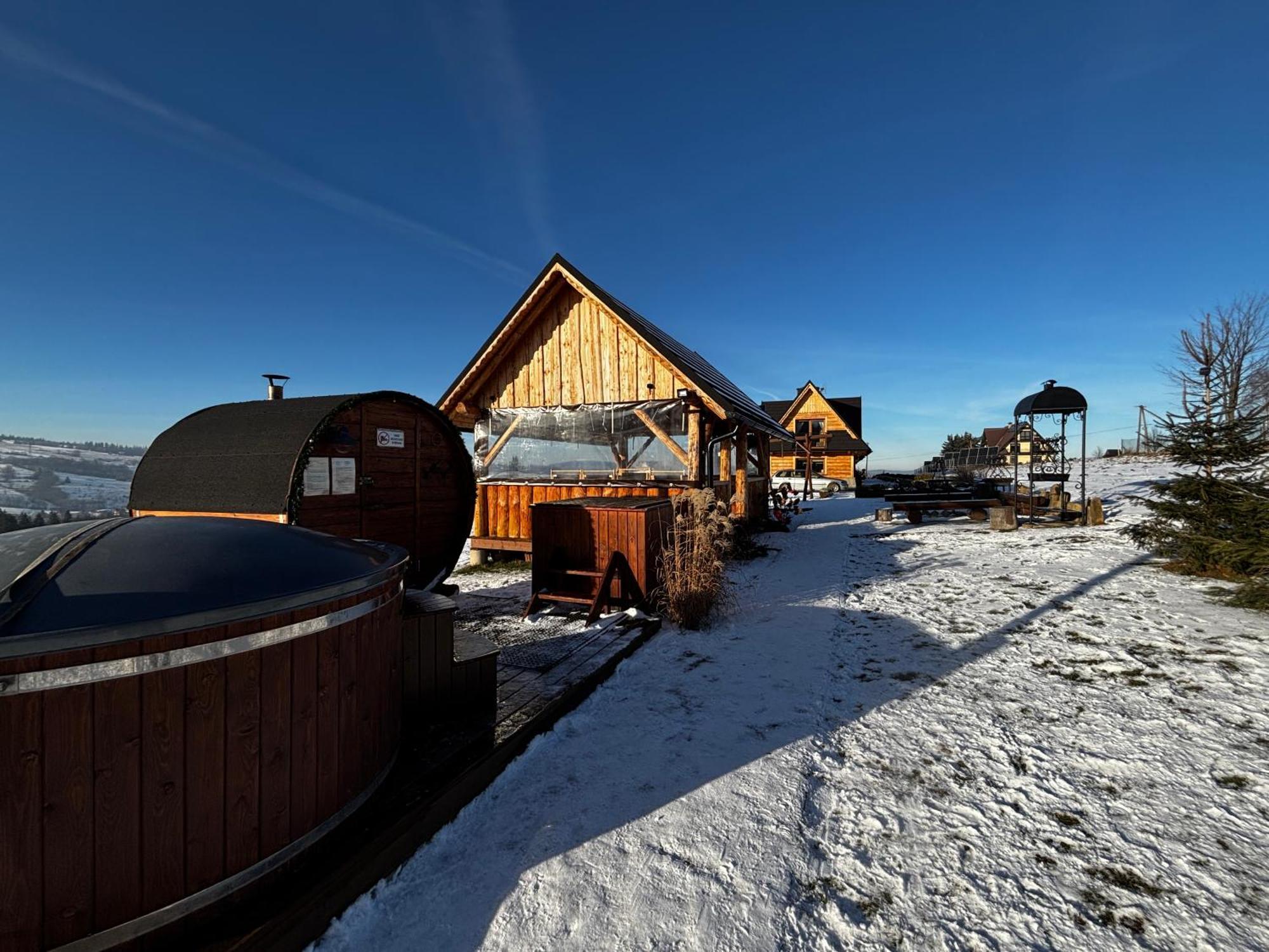 Witowianskie Domki Z Kominkiem, Jacuzzi I Sauna Dzianisz Eksteriør billede