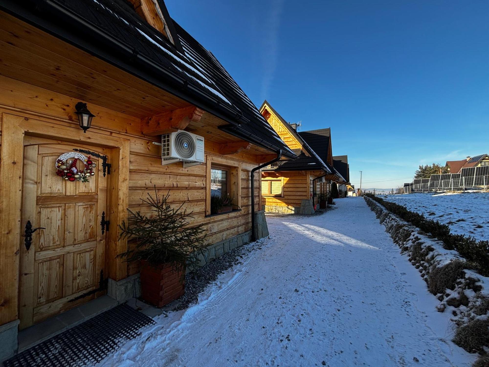 Witowianskie Domki Z Kominkiem, Jacuzzi I Sauna Dzianisz Eksteriør billede